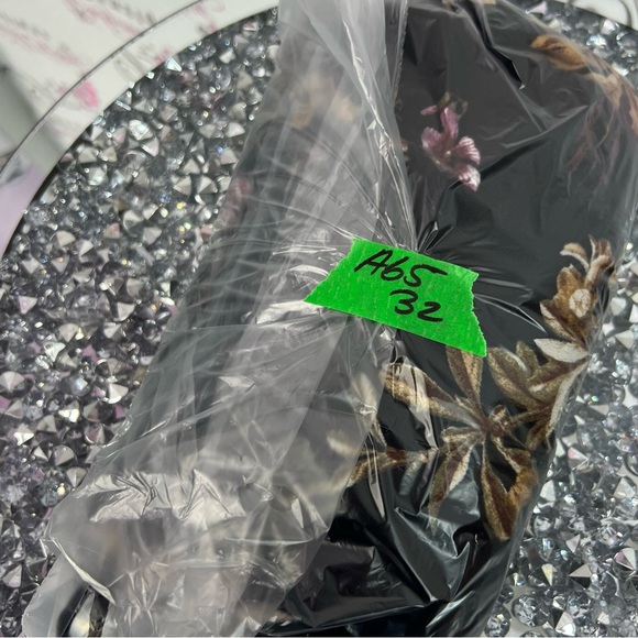 Le Chateau pants flowers purple tan green Black Floral Straight Leg Pants - Picture 11 of 11